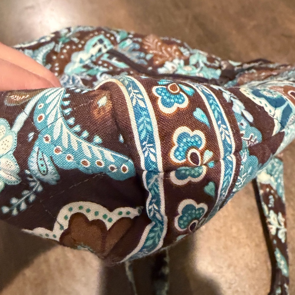 Vera Bradley Brown and Blue Floral Shoulder Bag - Picture 5 of 12